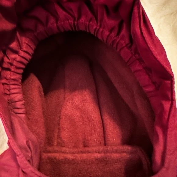 🛑SOLD🛑 Burgundy 2 in 1 Jacket - Picture 2 of 11